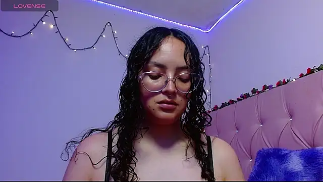 manumeow1 online show from 1, 12, 2025