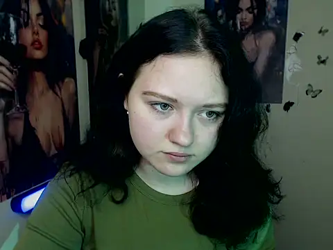 LadyAlice  online show from 24, 11, 2025