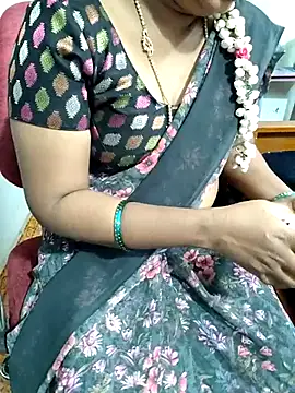 Snapshot of lolida69thamil chatting on 25, 11, 2025 lolida69thamil online show from 25, 11, 2025