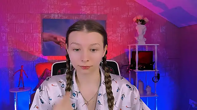 JulieDaniel online show from 24, 11, 2025