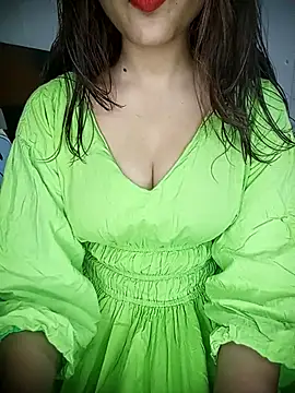 Snapshot of Hot_malika19 chatting on 6, 3, 2026 Hot malika19 online show from 6, 3, 2026