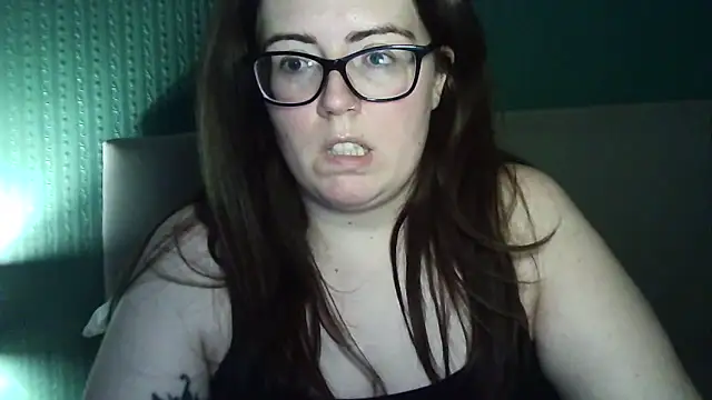Curvy-BellaX online show from 6, 10, 2025