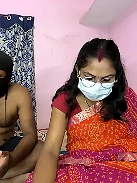 Lovlycouple1 online show from 22, 10, 2025