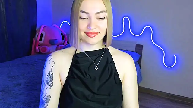 Snapshot of LaraKrein_lk chatting on 13, 10, 2025 LaraKrein lk online show from 13, 10, 2025