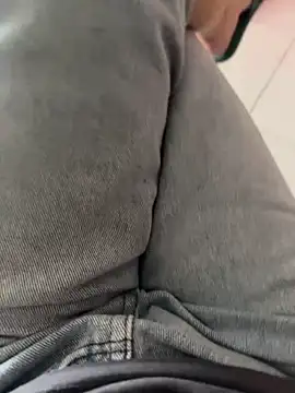 sharon-Hanna online show from 4, 12, 2025