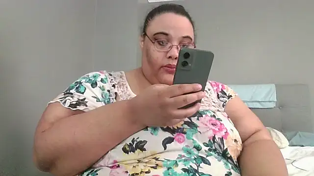 Snapshot of SexyBBW10790 chatting on 28, 2, 2026 SexyBBW10790 online show from 28, 2, 2026