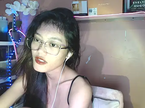 Snapshot of skinny_gracie chatting on 1, 12, 2025 skinny gracie online show from 1, 12, 2025