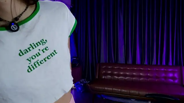 Snapshot of laxyflaxyy chatting on 21, 10, 2025 laxyflaxyy online show from 21, 10, 2025