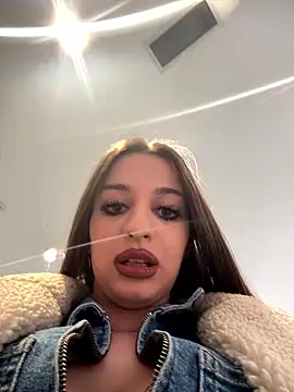 Anyssia online show from 9, 1, 2026