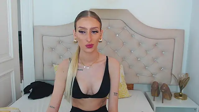 NatalieSensual online show from 6, 3, 2026