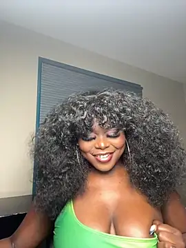 Snapshot of WomanNextdoor1 chatting on 12, 11, 2025 WomanNextdoor1 online show from 12, 11, 2025