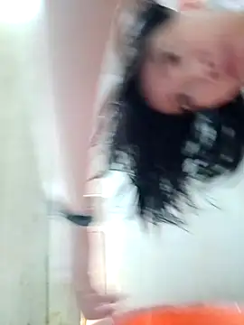 Snapshot of DauTay_hot chatting on 17, 10, 2025 DauTay hot online show from 17, 10, 2025