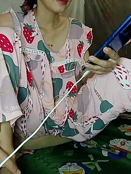 Snapshot of DauTay_hot chatting on 20, 10, 2025 DauTay hot online show from 20, 10, 2025