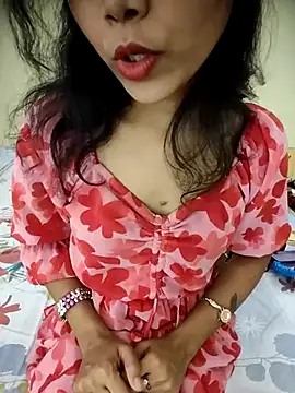 Snapshot of Snaya-baby chatting on 11, 11, 2025 Snaya-baby online show from 11, 11, 2025