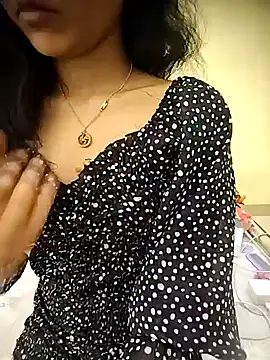 Snapshot of Snaya-baby chatting on 7, 3, 2026 Snaya-baby online show from 7, 3, 2026