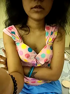 Snapshot of Snaya-baby chatting on 6, 4, 2026 Snaya-baby online show from 6, 4, 2026