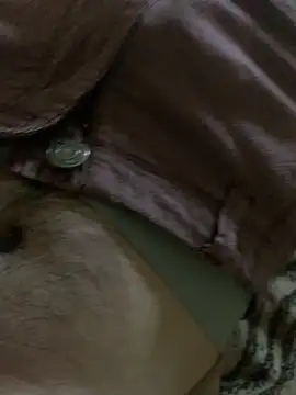 Snapshot of MuzzyFacing chatting on 11, 9, 2025 MuzzyFacing online show from 11, 9, 2025