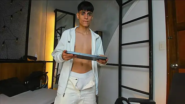 Dani mc1 online show from 12, 9, 2025