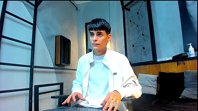 Dani mc1 online show from 20, 11, 2025