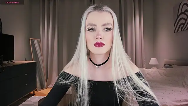 Snapshot of sashaloveyou chatting on 3, 11, 2025 sashaloveyou online show from 3, 11, 2025