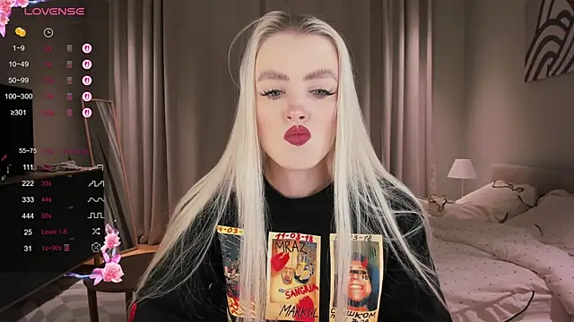 Snapshot of sashaloveyou chatting on 16, 11, 2025 sashaloveyou online show from 16, 11, 2025