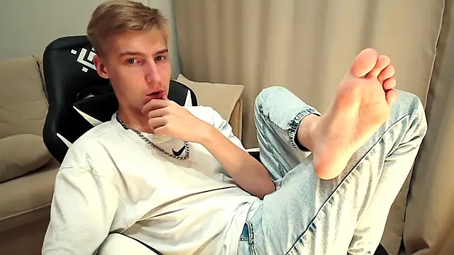 MrSexyCum4U online show from 26, 9, 2025