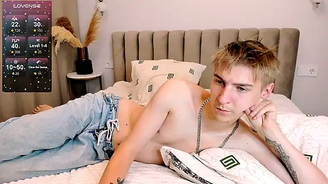 MrSexyCum4U online show from 7, 10, 2025