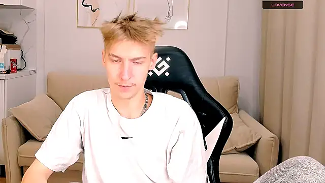 MrSexyCum4U online show from 21, 10, 2025