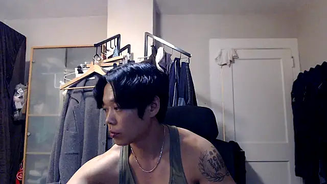 Jbear7127 online show from 5, 10, 2025