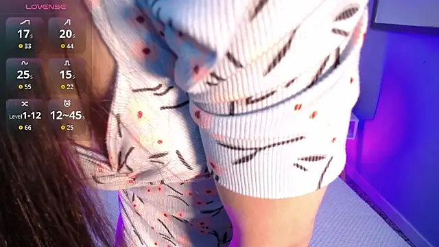 Snapshot of Astrid_Velle chatting on 10, 9, 2025 Astrid Velle online show from 10, 9, 2025