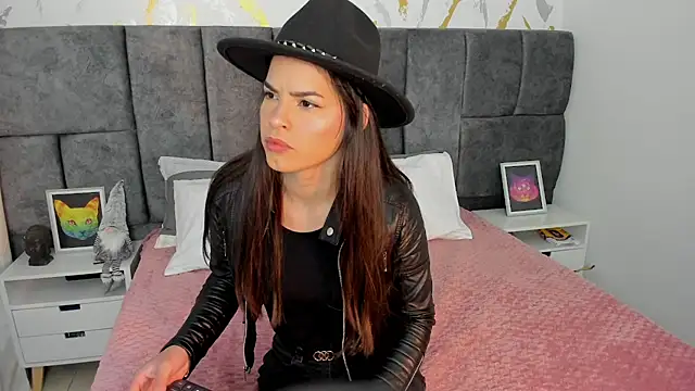 Snapshot of Astrid_Velle chatting on 22, 11, 2025 Astrid Velle online show from 22, 11, 2025