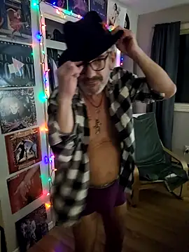 FoxnMouse online show from 18, 12, 2025