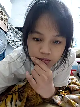 Snapshot of Anny-ly chatting on 10, 9, 2025 Anny-ly online show from 10, 9, 2025