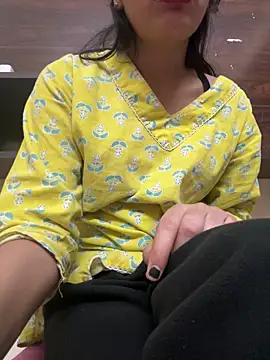 Snapshot of modelnishu chatting on 10, 2, 2026 modelnishu online show from 10, 2, 2026