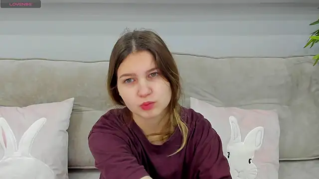 Snapshot of Elle_Ellise chatting on 10, 10, 2025 Elle Ellise online show from 10, 10, 2025