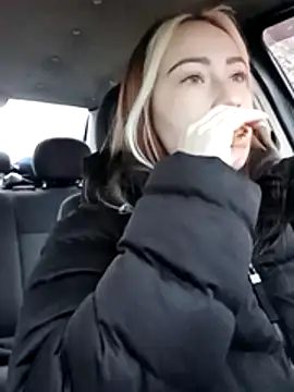 Reina Cummings online show from 20, 11, 2025