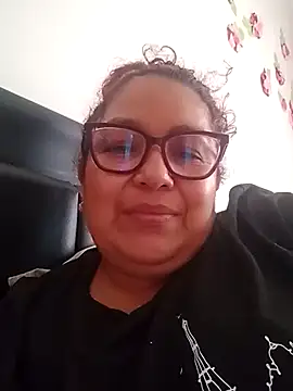 Snapshot of ladytropical1 chatting on 6, 2, 2026 ladytropical1 online show from 6, 2, 2026