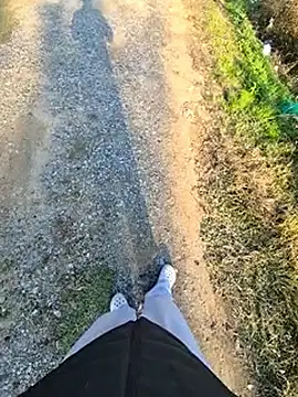 Snapshot of starvingo2002 chatting on 28, 10, 2025 starvingo2002 online show from 28, 10, 2025