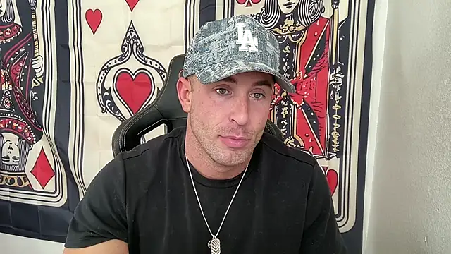 Snapshot of brettmycles28 chatting on 29, 11, 2025 brettmycles28 online show from 29, 11, 2025