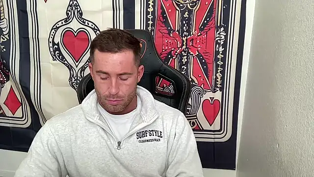 Snapshot of brettmycles28 chatting on 2, 12, 2025 brettmycles28 online show from 2, 12, 2025