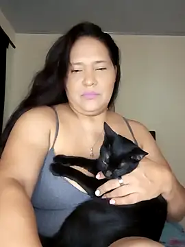 Laurasofia01 online show from 2, 12, 2025