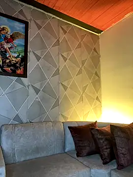 Alisse taylor2 online show from 18, 11, 2025