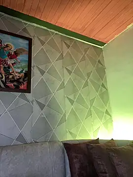 Alisse taylor2 online show from 18, 1, 2026