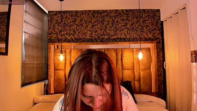 Isa Thompson   online show from 27, 10, 2025