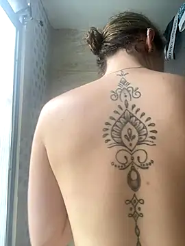 karla-thomsom10 online show from 25, 9, 2025