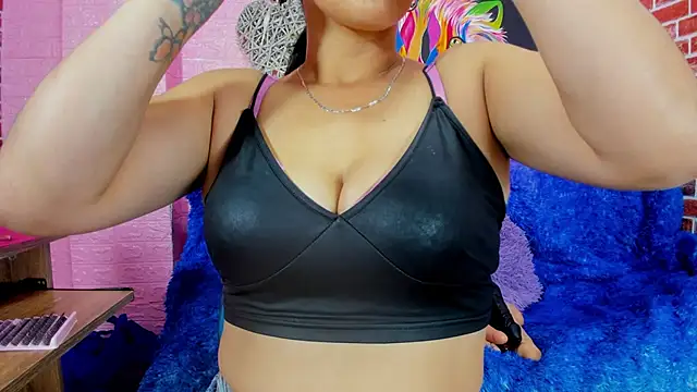 Snapshot of aliaandadara chatting on 24, 2, 2026 aliaandadara online show from 24, 2, 2026