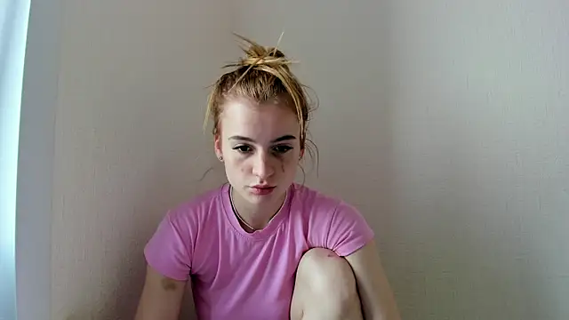stacey  doll online show from 10, 9, 2025