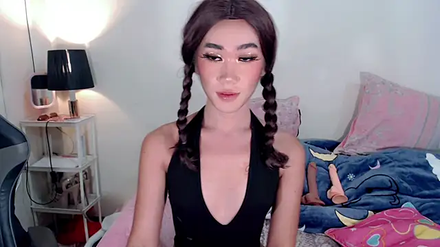 Snapshot of cutie_joana chatting on 21, 10, 2025 cutie joana online show from 21, 10, 2025