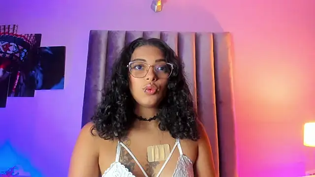 Sabrina Cook online show from 20, 9, 2025