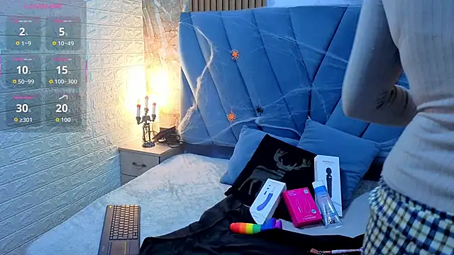 angel  red  online show from 14, 10, 2025